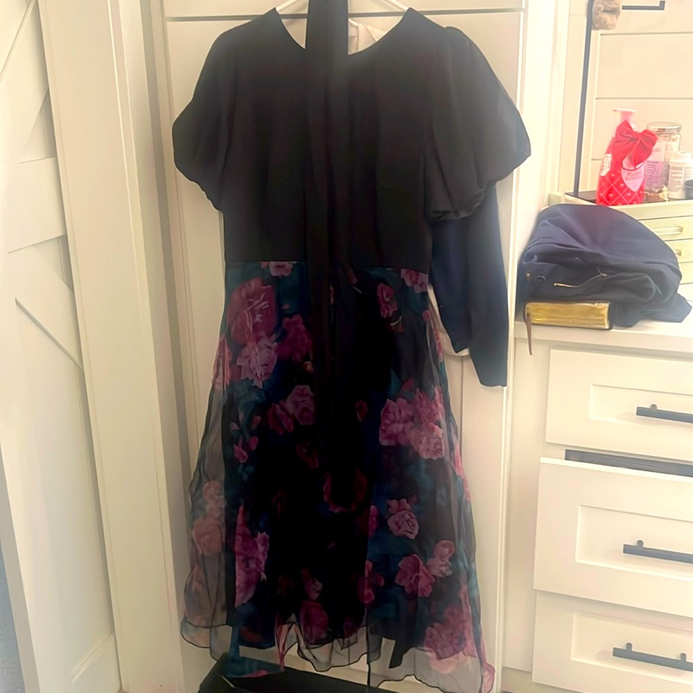 JJ's house, size small, black.